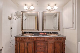 9835 Walnut St in Dallas, TX - Building Photo - Building Photo
