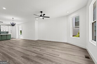 598 Formwalt St SW in Atlanta, GA - Building Photo - Building Photo