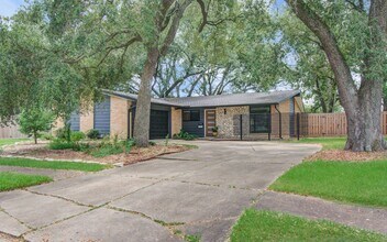 12214 Braewick Dr in Houston, TX - Building Photo - Building Photo
