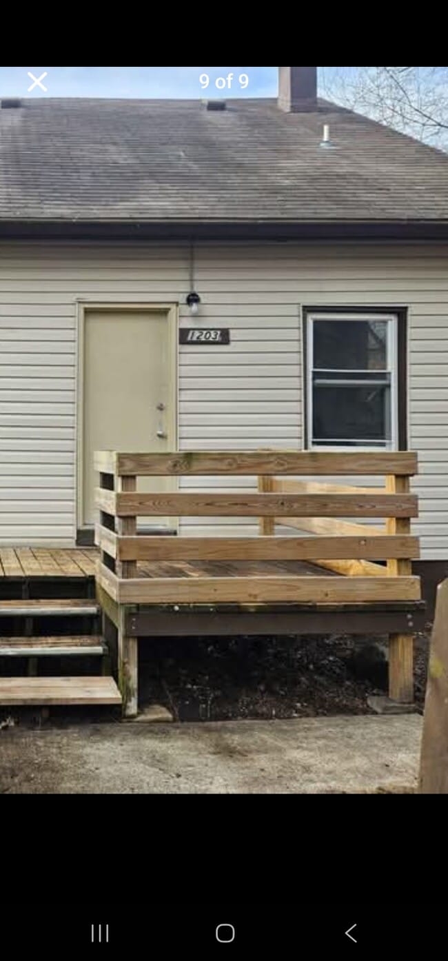 1203 Weaver St, Unit B