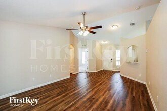 102 Luther Dr in Palm Coast, FL - Building Photo - Building Photo