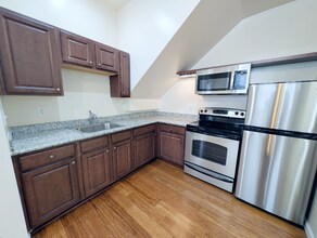 1415 NW 19th Ave in Portland, OR - Building Photo - Building Photo