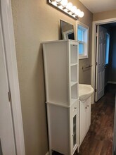 303 W Cherry St, Unit Downstairs in Mt. Pleasant, MI - Building Photo - Building Photo