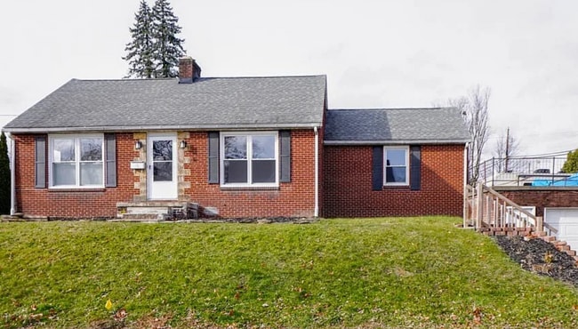 property at 1233 29th St NE