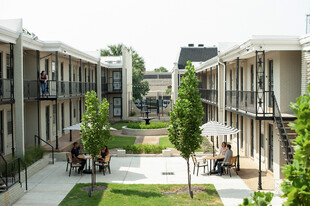 The Courtyard at Ironworks Apartments