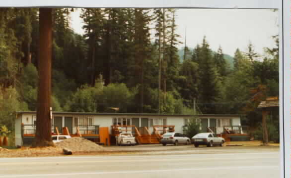 58115 SR 410 in Enumclaw, WA - Building Photo