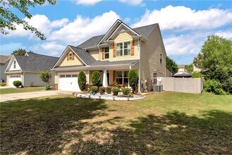 493 Pebble Chase Ln in Lawrenceville, GA - Building Photo - Building Photo