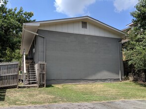 219 Barton St in Little Rock, AR - Building Photo - Building Photo