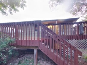 9864 Wake St NE in Circle Pines, MN - Foto de edificio - Building Photo