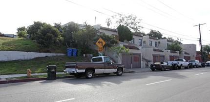 619-625 1/2 W Avenue 28 in Los Angeles, CA - Building Photo - Building Photo