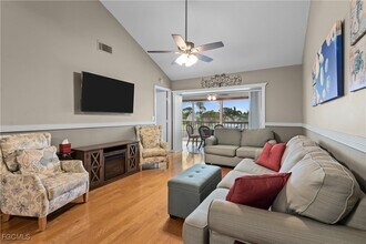 15140 Riverbend Blvd in North Fort Myers, FL - Building Photo - Building Photo