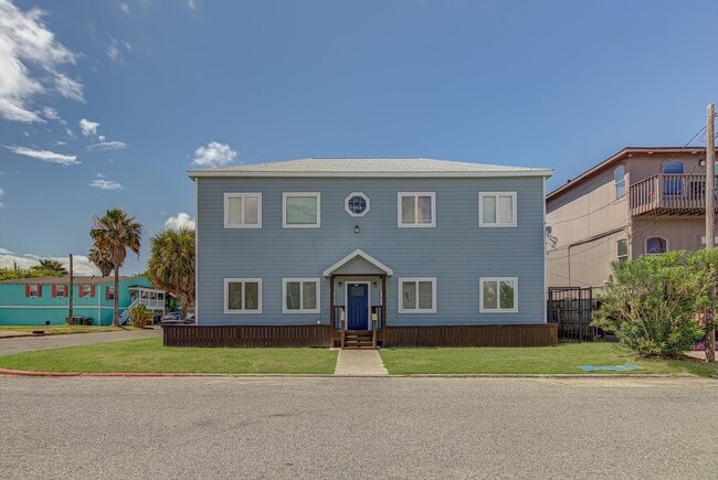 1017 11th St in Galveston, TX - Building Photo - Building Photo