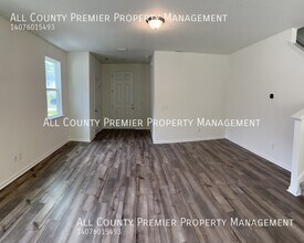 2919 Lucille Ln in Middleburg, FL - Building Photo - Building Photo