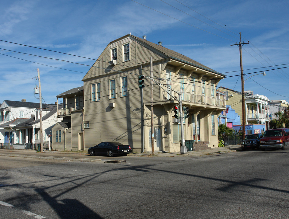 1435 Melpomene Ave in New Orleans, LA - Foto de edificio