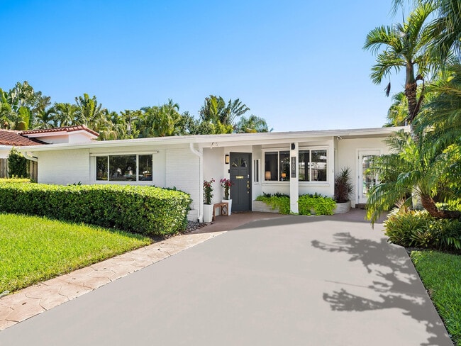 property at 1900 NE 19th St