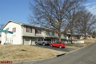 9535 Hyde Park in Affton, MO - Building Photo - Building Photo