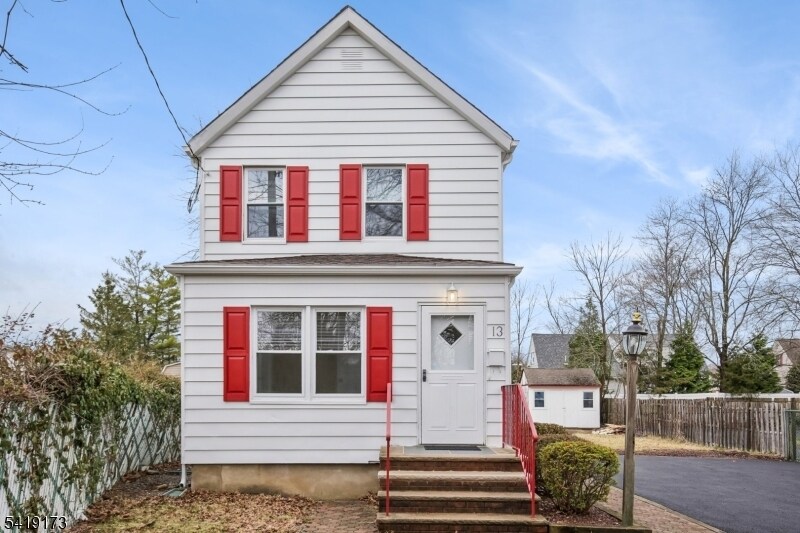 13 William St in New Providence, NJ - Building Photo