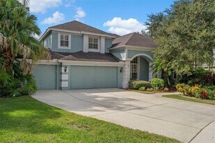 8403 Pine Thrust Way in Tampa, FL - Building Photo