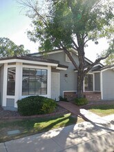 127 E Danbury Rd in Phoenix, AZ - Building Photo - Building Photo