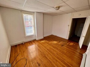 301 W Martin St in Martinsburg, WV - Building Photo - Building Photo