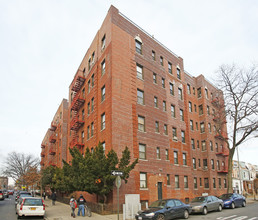 811 Cortelyou Rd in Brooklyn, NY - Building Photo - Building Photo