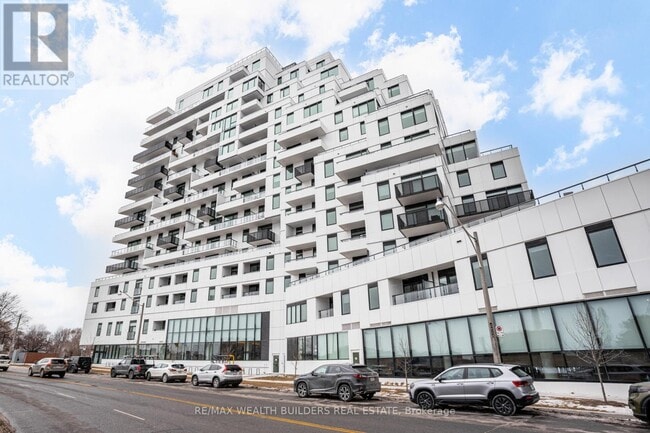 1050 Eastern Ave in Toronto, ON - Building Photo - Building Photo