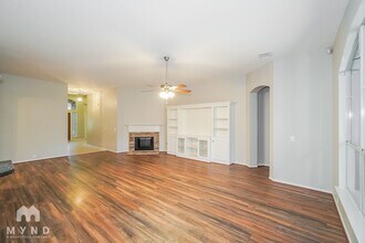 818 Cypresswood Bend in Spring, TX - Building Photo - Building Photo