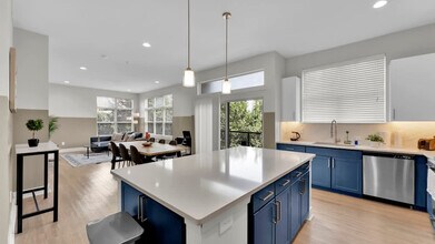 2901 Indiana St in Dallas, TX - Building Photo - Building Photo