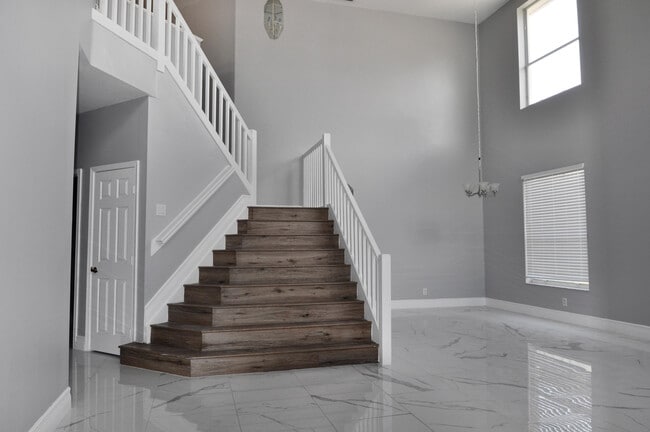 12522 NW 18th Manor in Pembroke Pines, FL - Building Photo - Building Photo