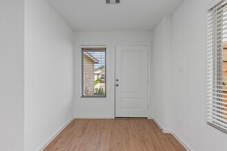 1525 San Sebastien Dr in Conroe, TX - Building Photo - Building Photo