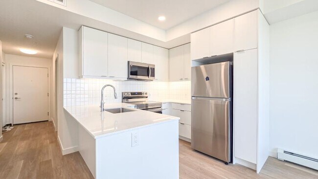 8535-8519 19 Ave SE in Calgary, AB - Building Photo - Building Photo