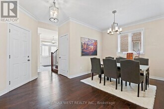 67 Robertson Rd in Hamilton, ON - Building Photo - Building Photo