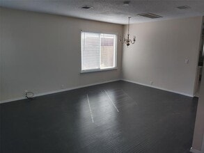 1405 Anglican Dr in Arlington, TX - Building Photo - Building Photo