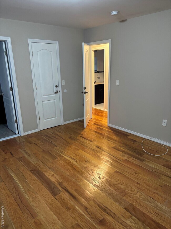 120-21 Guy R Brewer Blvd in Queens, NY - Building Photo - Building Photo