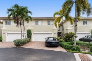 3026 NE Quayside Ln in Miami, FL - Building Photo