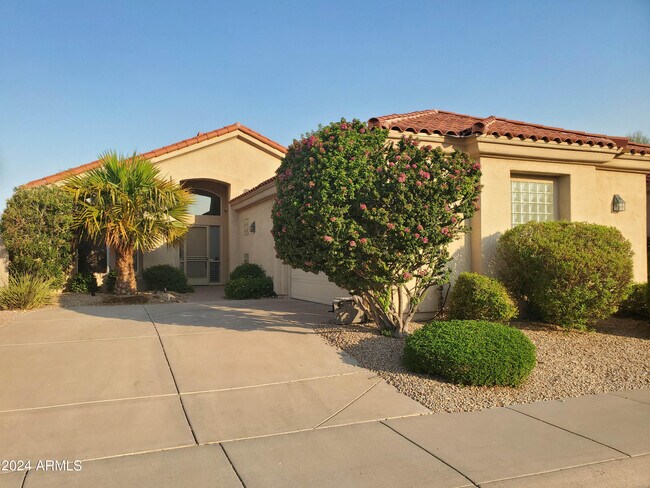 9484 N 114th Way