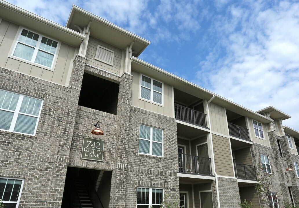 State Street Apartments in Columbus, IN - Foto de edificio