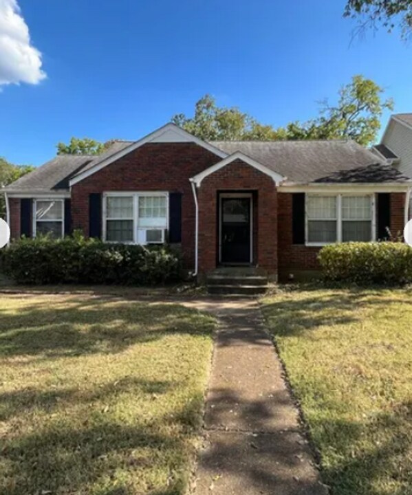 5553 Knob Rd in Nashville, TN - Building Photo