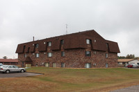 Pineview Apartments in Becker, MN - Building Photo - Building Photo