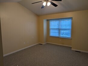 437 Paxson Ave in Glenside, PA - Building Photo - Building Photo