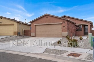 3884 Hernandez St SW in Los Lunas, NM - Building Photo - Building Photo
