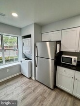 261 Coventry Square in Sterling, VA - Building Photo - Building Photo