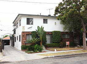 12607 Kornblum Ave Apartments