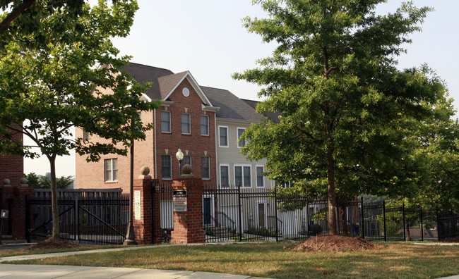 Dupont Park Adventist Apartments in Washington, DC - Building Photo - Building Photo