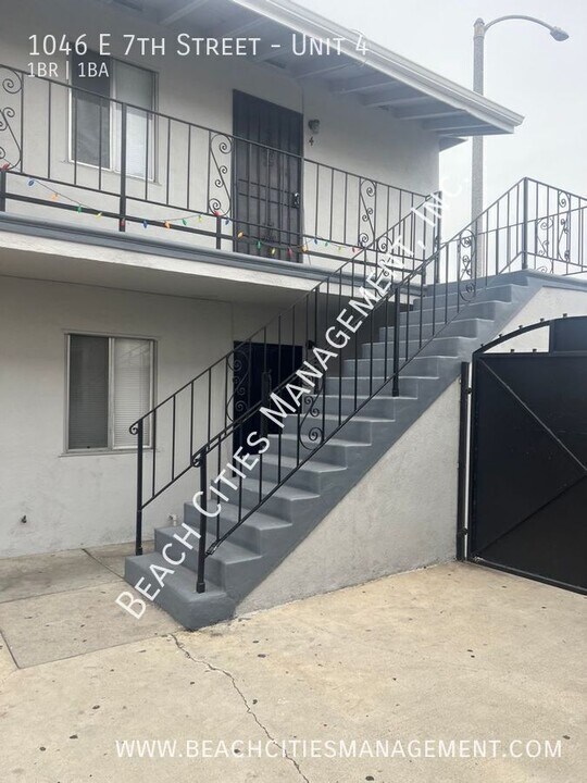 1046 E 7th St in Long Beach, CA - Building Photo