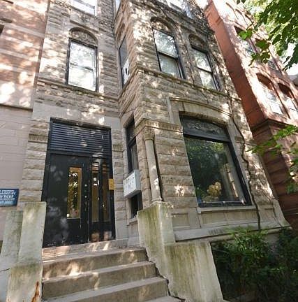 2621 N Hampden Ct in Chicago, IL - Building Photo