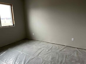 2217 Overlook Rdg Ct in Watertown, SD - Building Photo - Building Photo