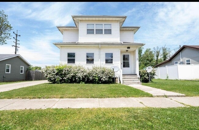 327 Planett St, Unit 327 planett street