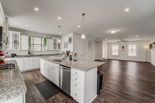 property at 8382 Amber Beacon Cir