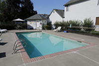 Stockbridge in Milwaukie, OR - Foto de edificio - Building Photo